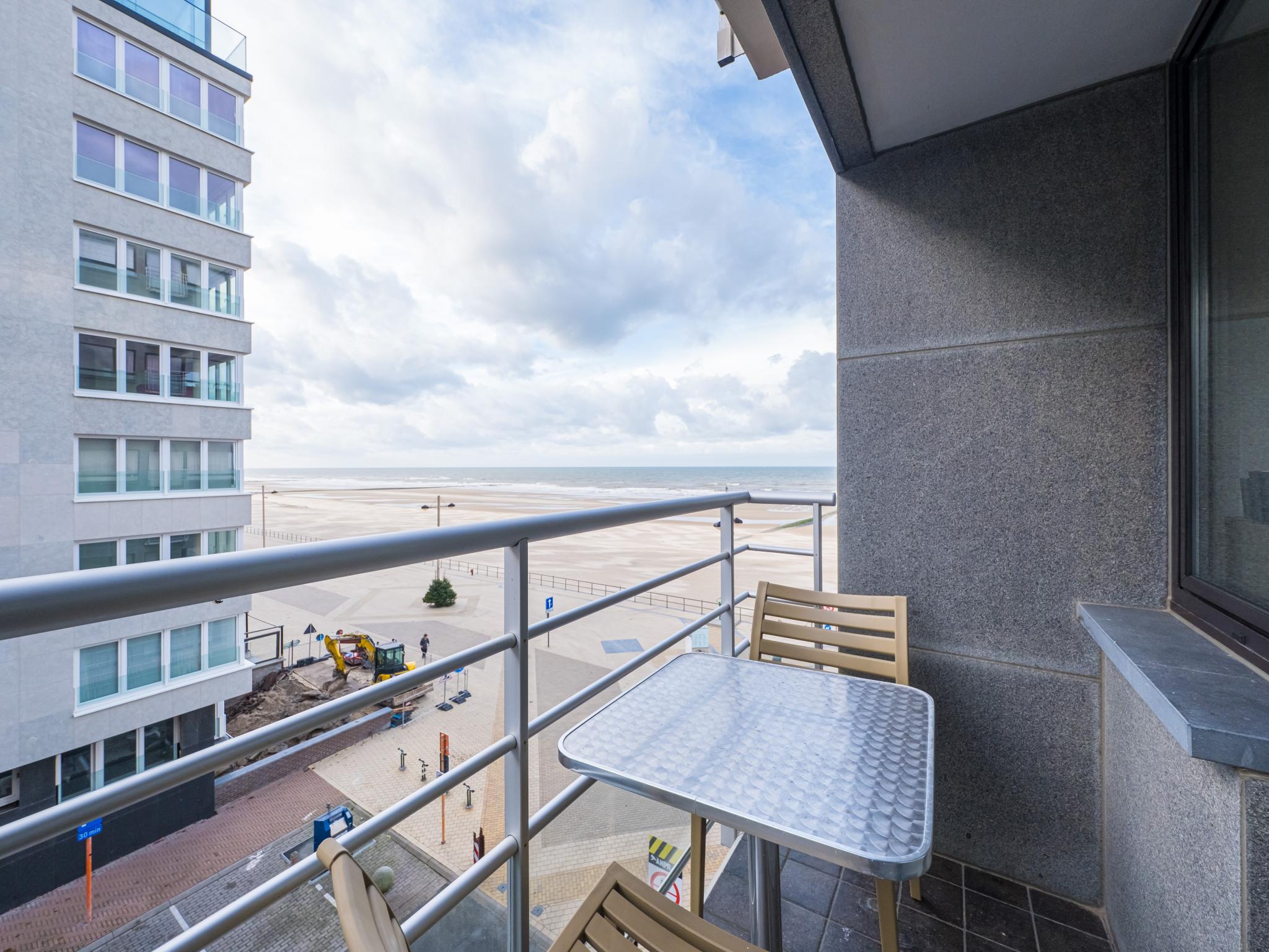 Living area at Costa Del Sol 18 - 0304 in Middelkerke