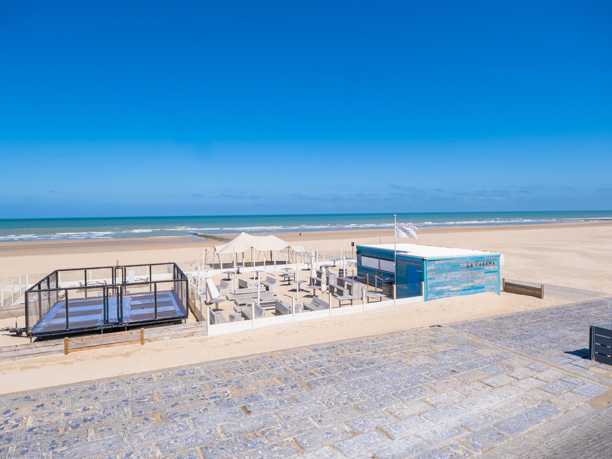 Modern kitchen at Pearl Beach - 0504 + box 12 in Middelkerke