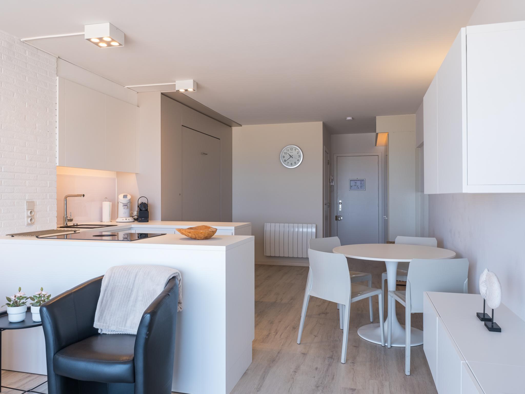 Outdoor terrace and views at Sea View - 0409 + box 5 in Middelkerke