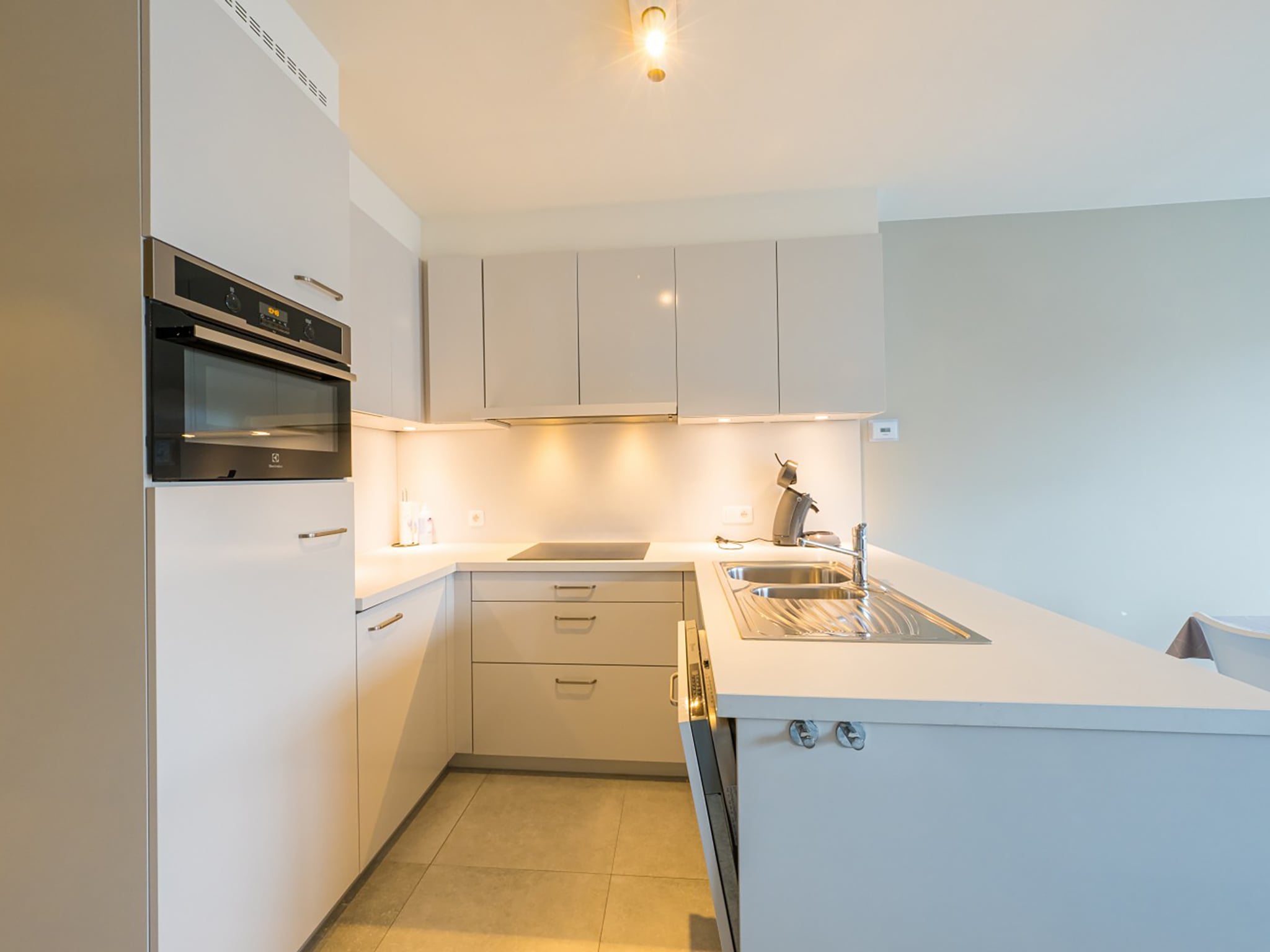 Bathroom facilities at Verdi - 0402 + box 69 (Casino Parking) in Middelkerke