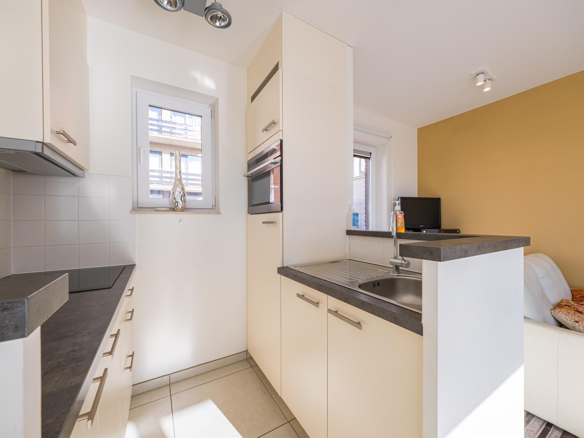 Bathroom facilities at Chardonnay - 0501 in Middelkerke