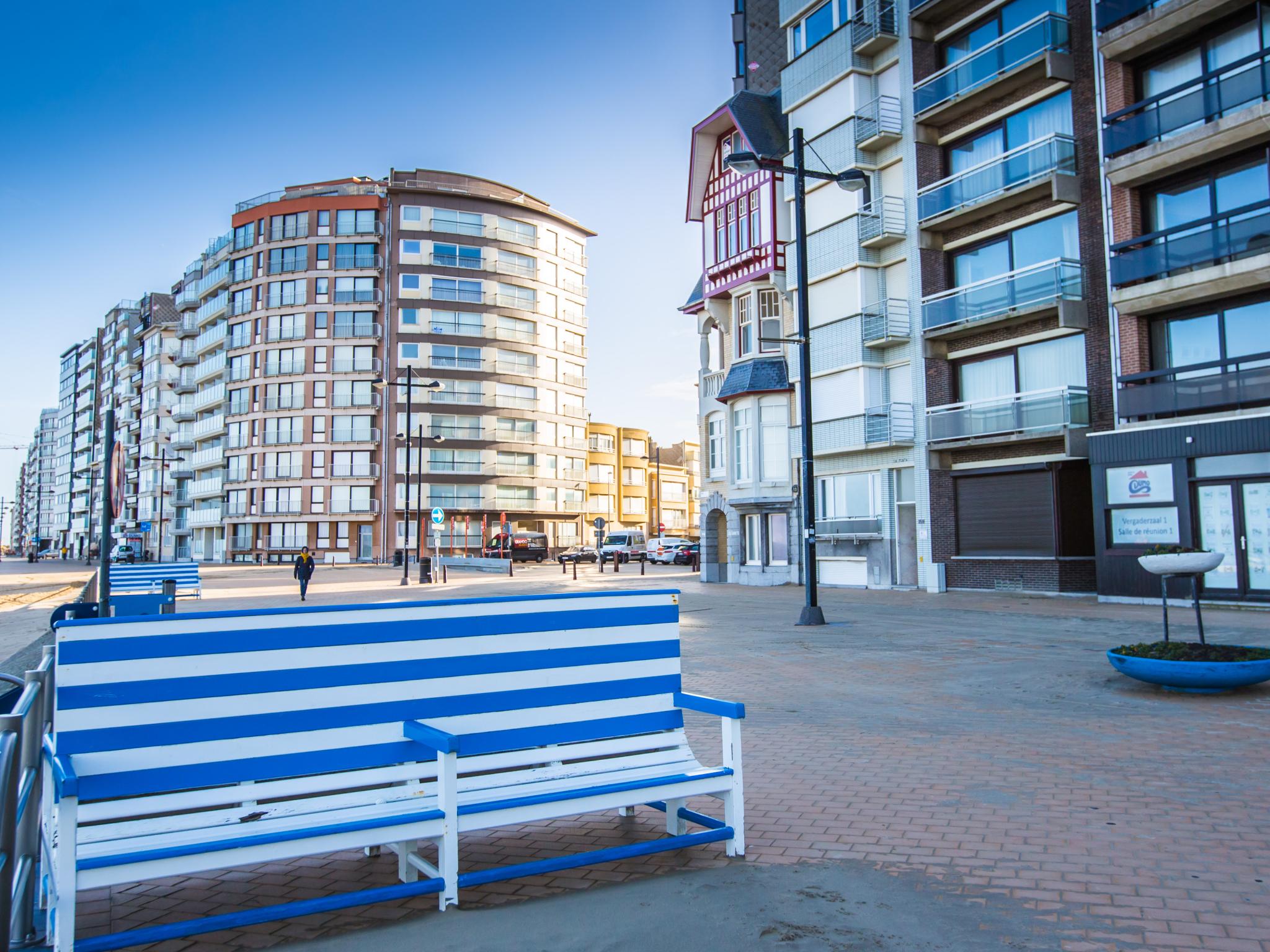 Outdoor terrace and views at Les Amiraux - 0701 + box 2 in Westende