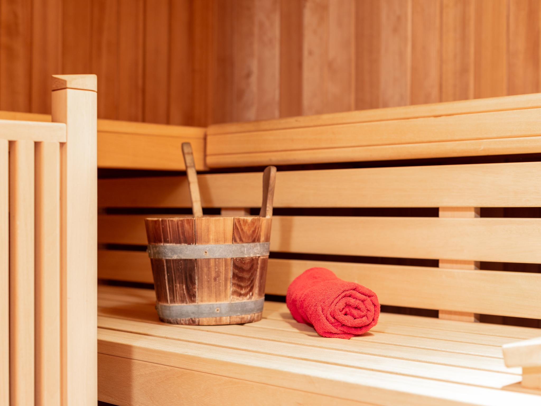 Bathroom facilities at Marchfeld in Kitzbühel