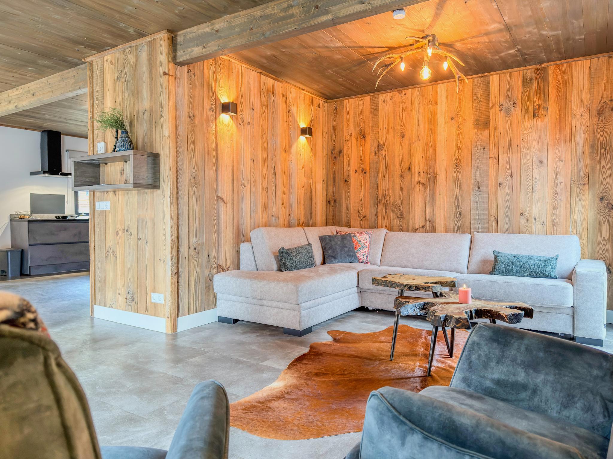 Bedroom with comfortable beds at Alpenzeit Afritz am See in Afritz am See