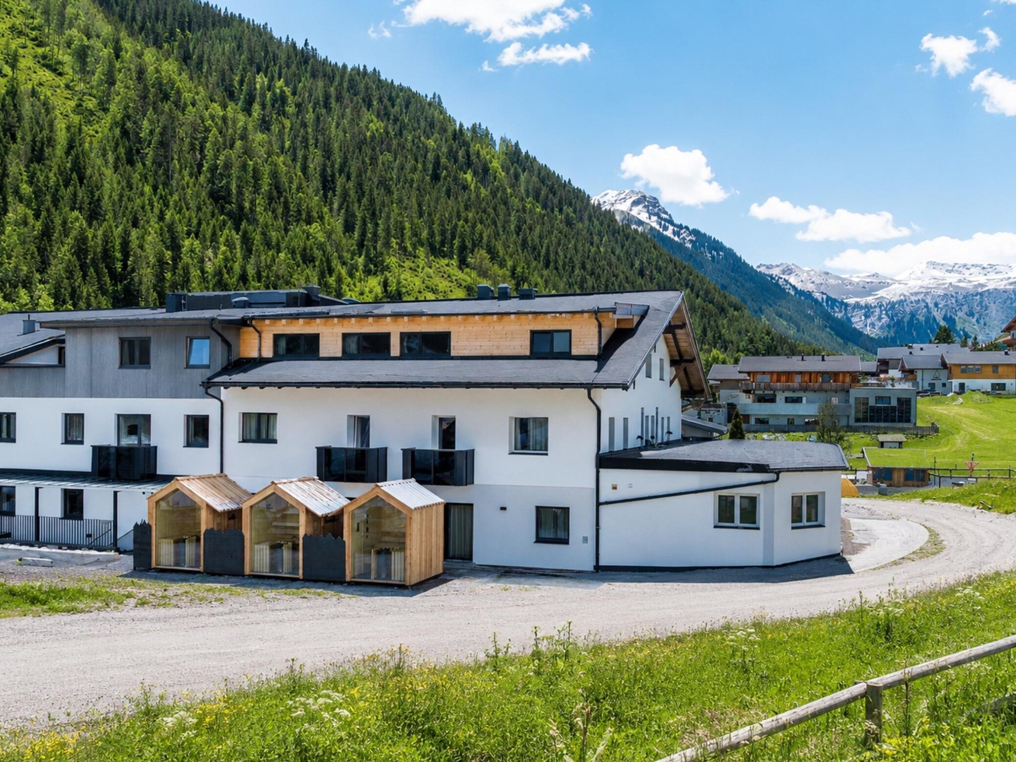 Swimming pool area at Kollinghof 5 in Hinterglemm