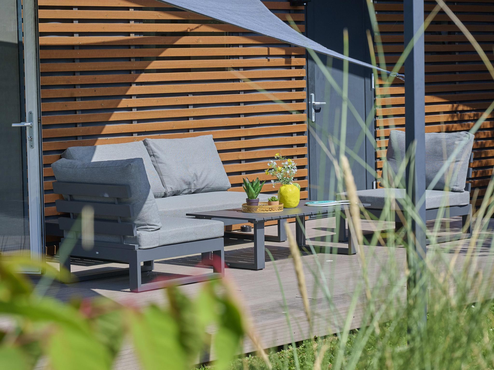 Outdoor terrace and views at Strandhaven in Callantsoog