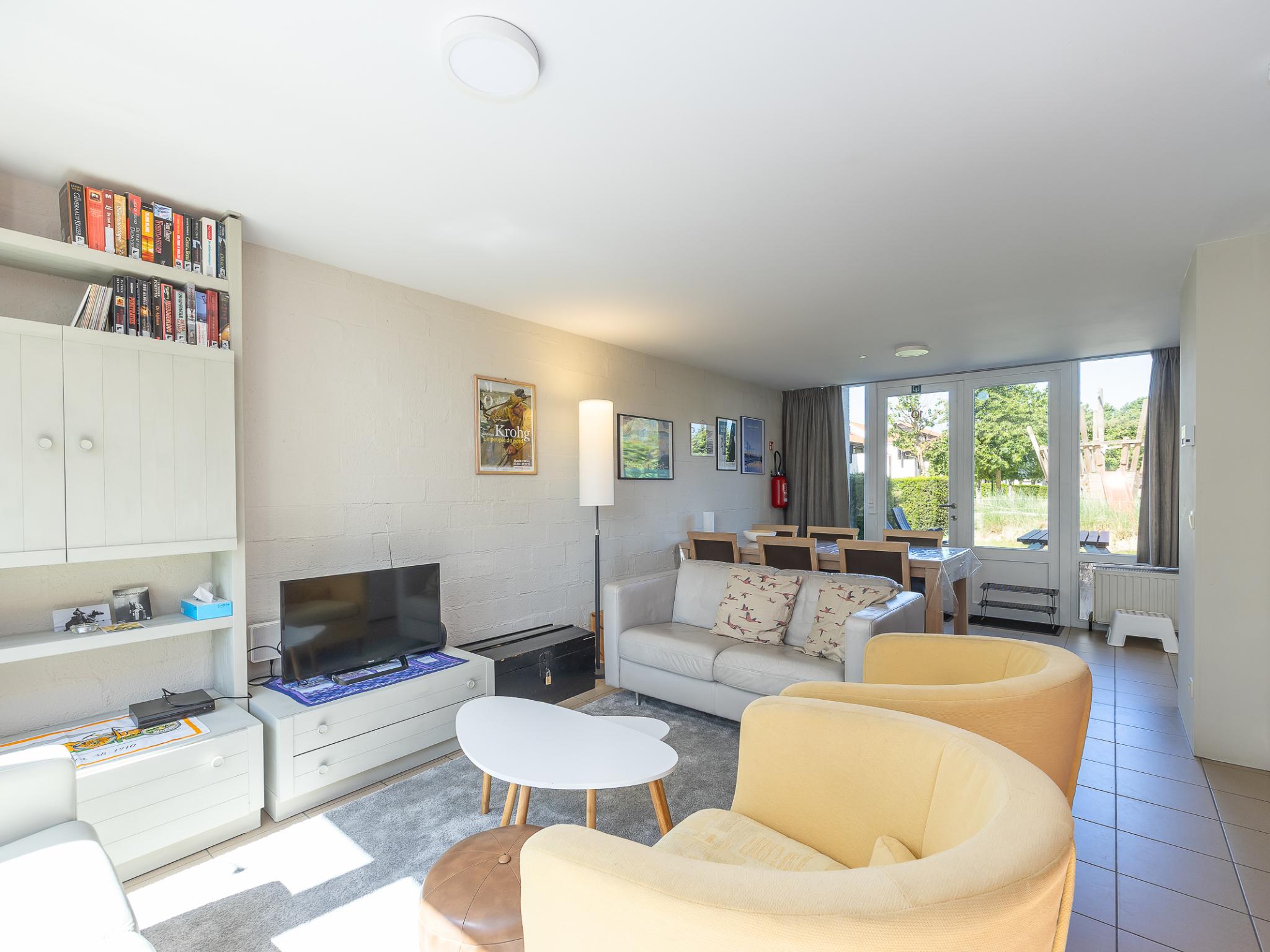 Living area at Duinengolf - Zeeanemoon 10 in Westende