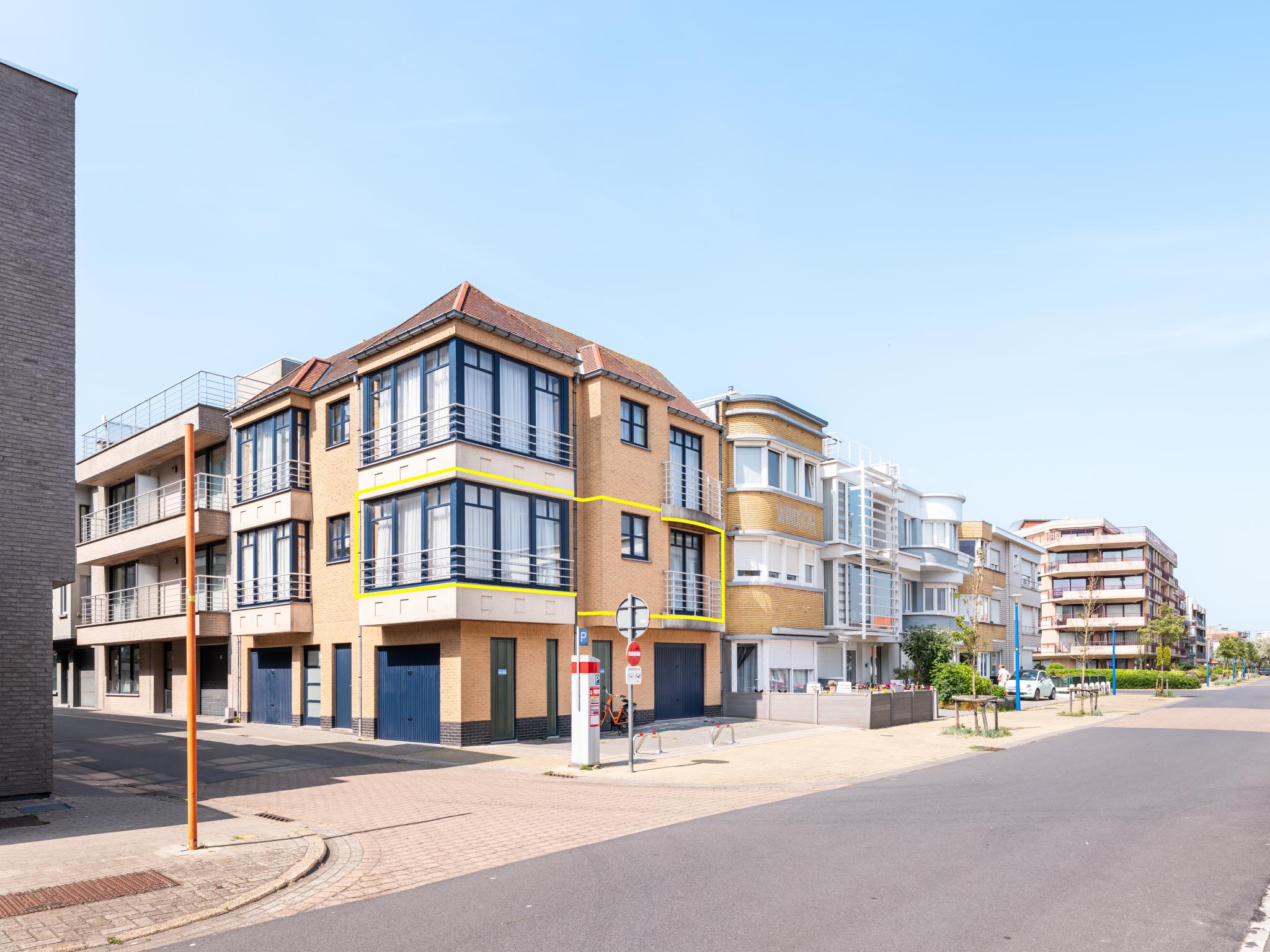 Outdoor terrace and views at Rouzé in Koksijde