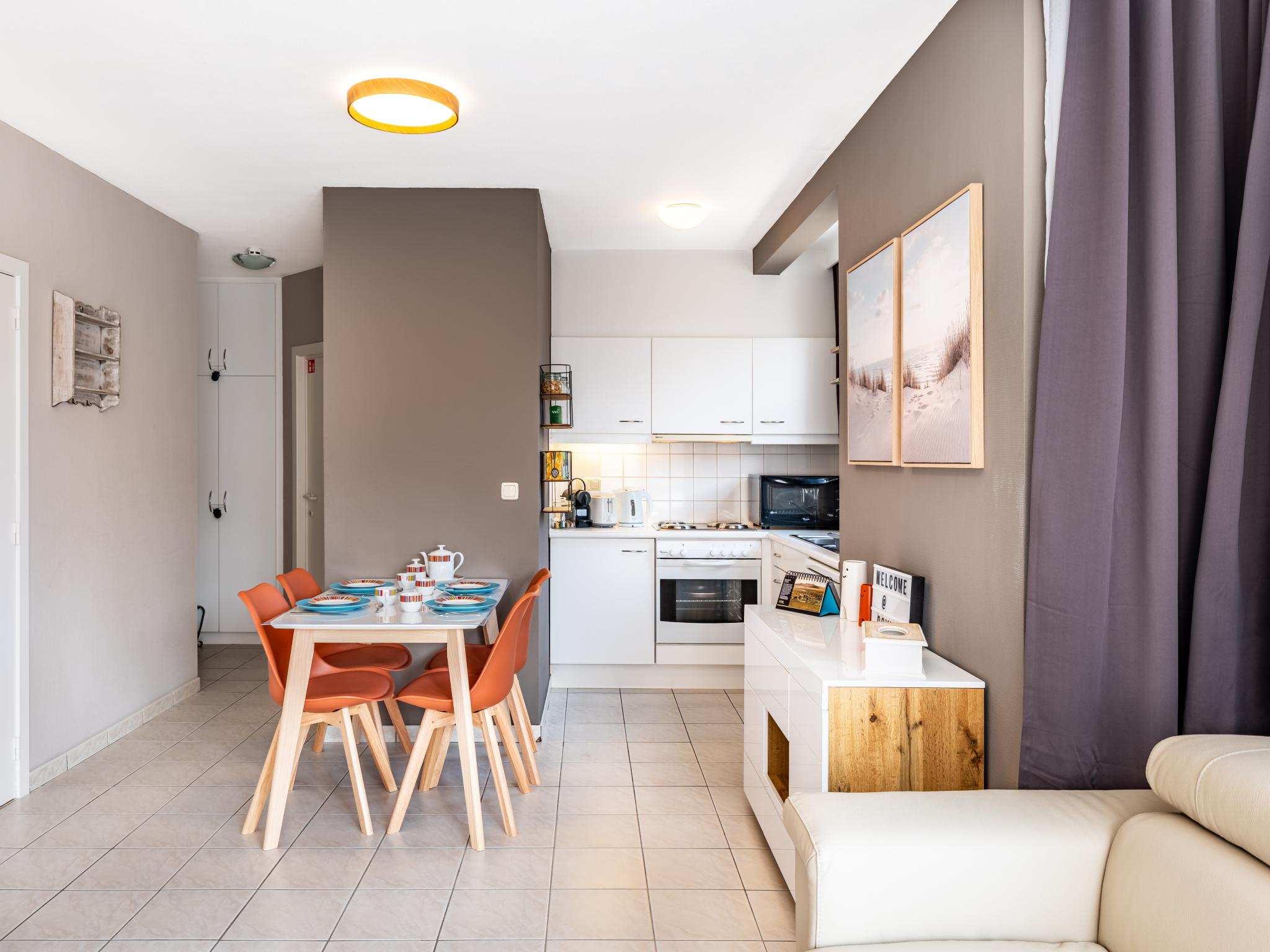 Modern kitchen at Rouzé in Koksijde
