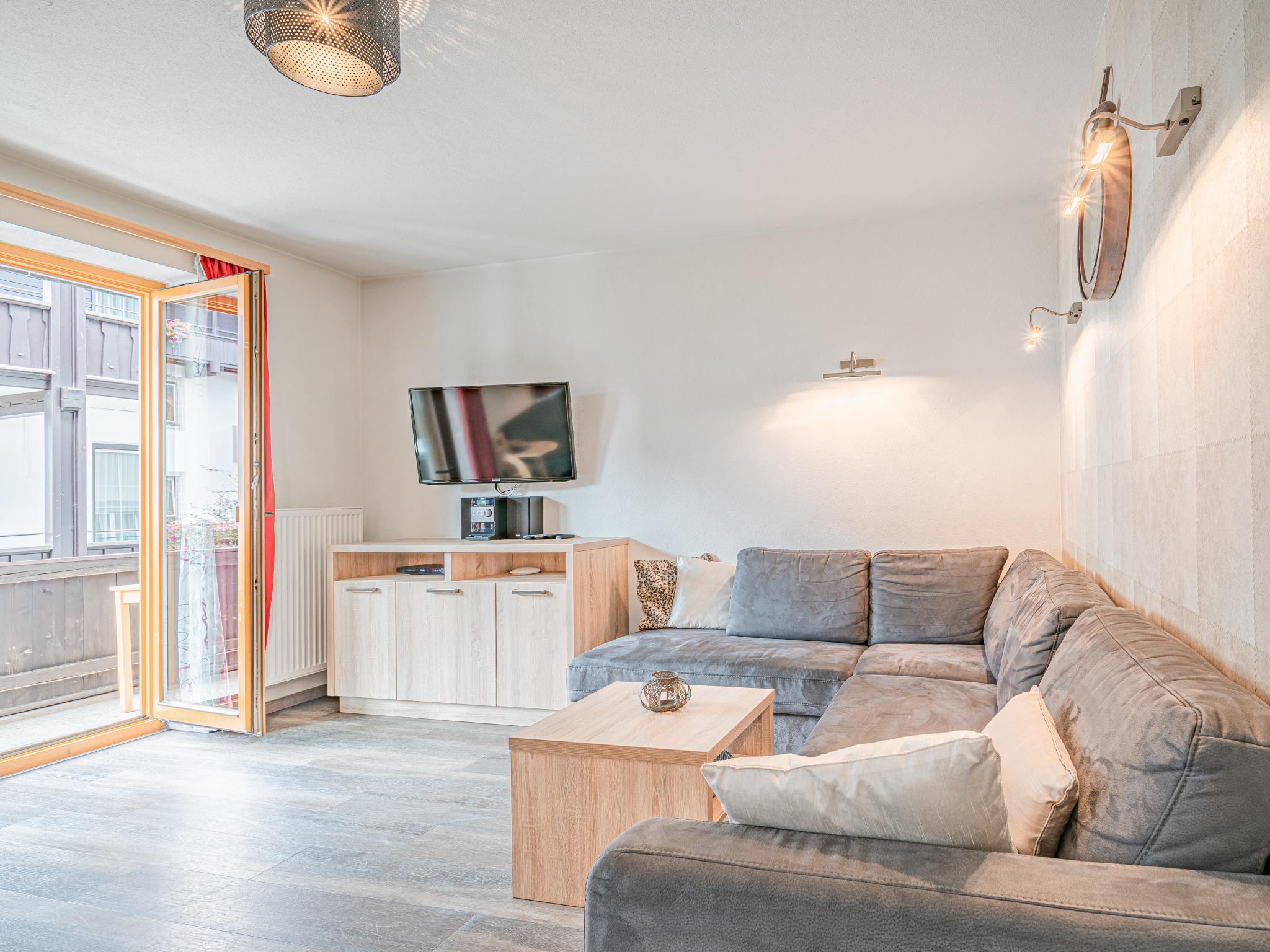 Bedroom with comfortable beds at Janita XL in Westendorf