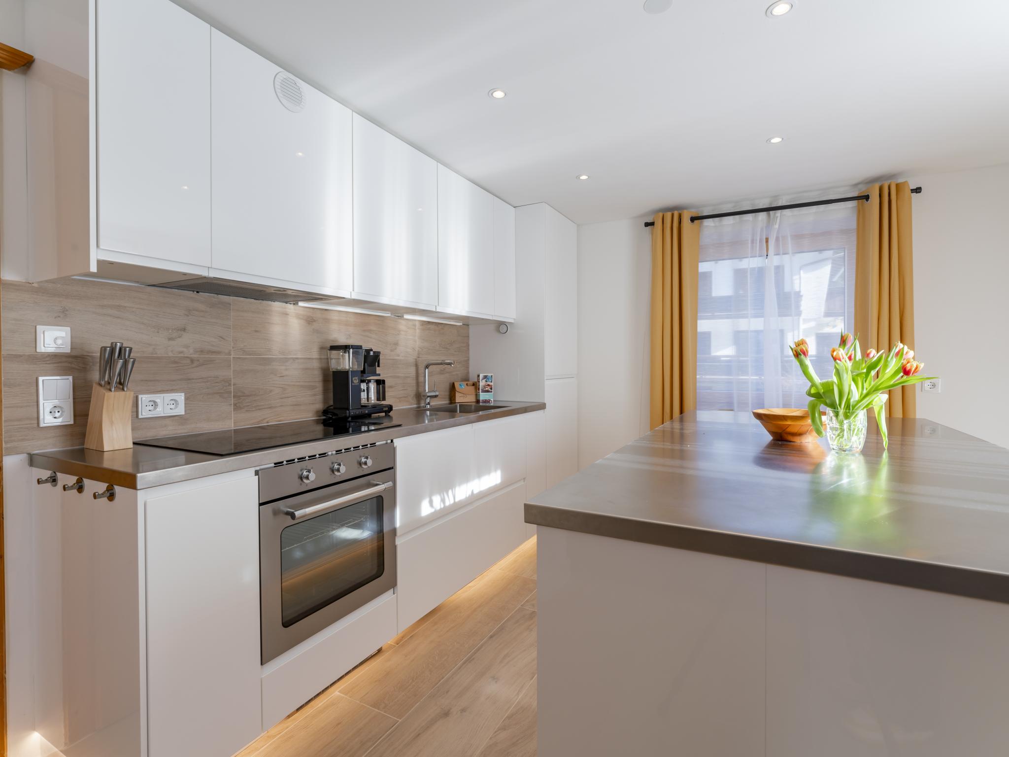 Modern kitchen at Amadé in Kleinarl