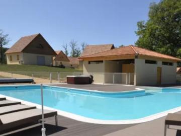Piscine maison de vacances