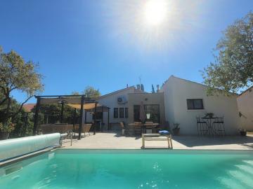 Pool des Ferienhauses