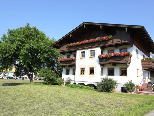 Außenseite Ferienhaus [Sommer]