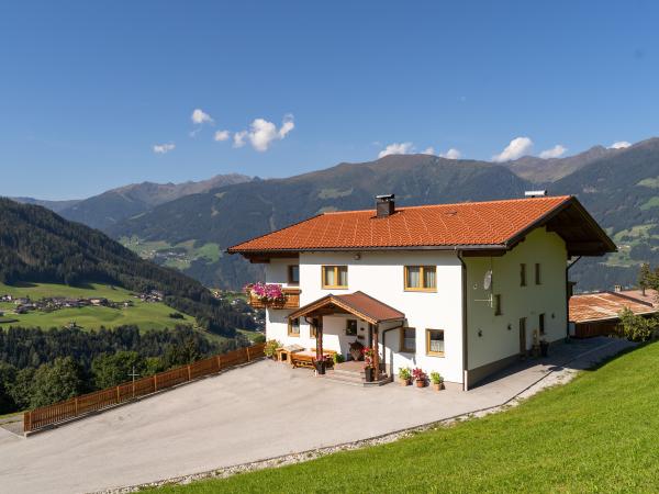 Extérieur maison de vacances [été]