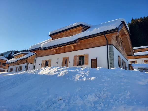 Holiday Home Exterior [winter]