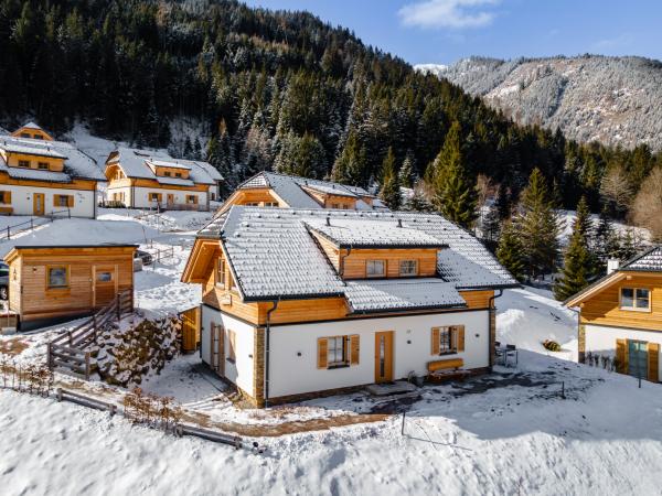 Außenseite Ferienhaus [Winter]
