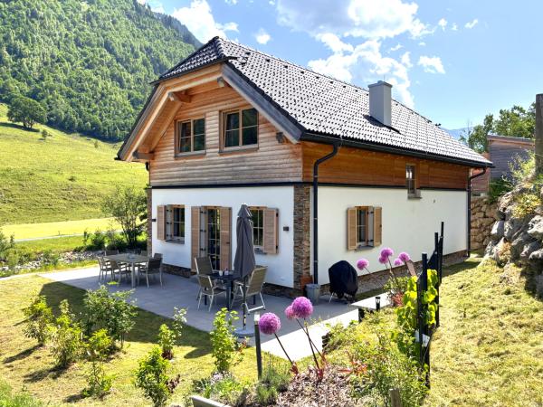 Außenseite Ferienhaus [Sommer]