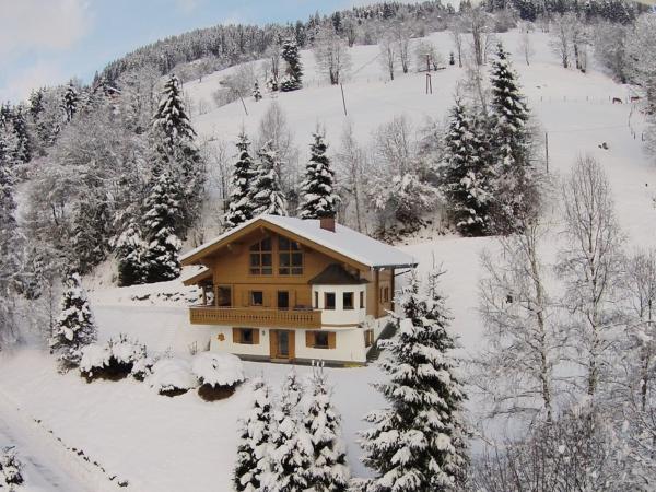 Holiday Home Exterior [winter]