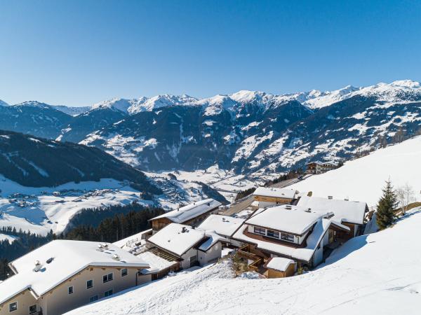 Außenseite Ferienhaus [Winter]