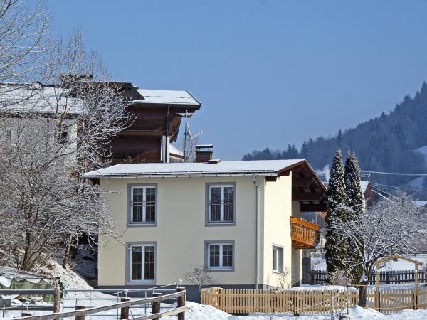 Außenseite Ferienhaus [Winter]