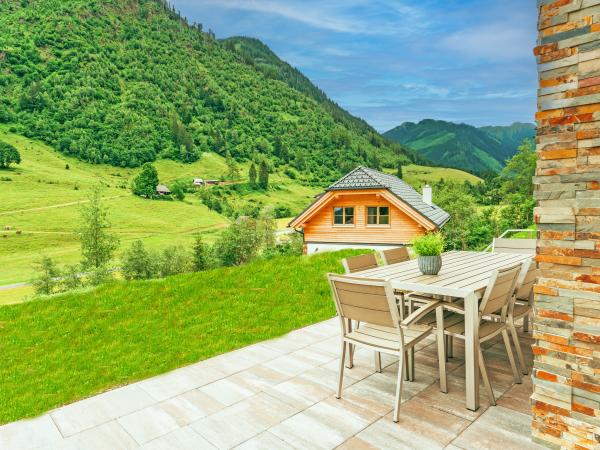 Terrasse / Balkon