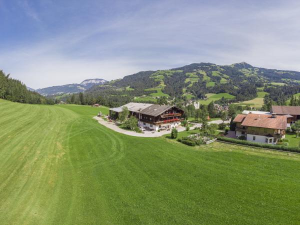 Außenseite Ferienhaus [Sommer]