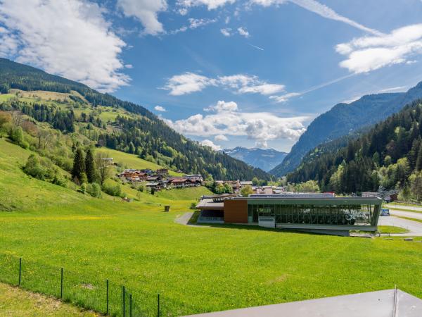 Vue de la maison de vacances [été]