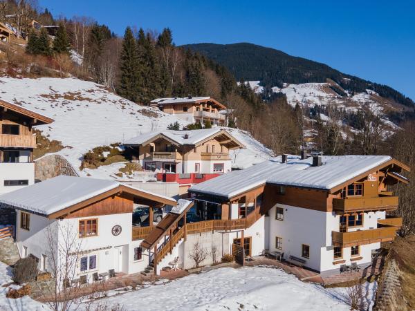 Außenseite Ferienhaus [Winter]