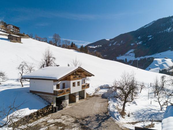 Holiday Home Exterior [winter]