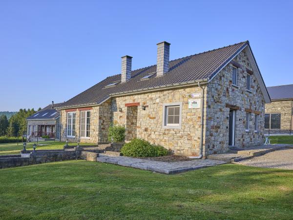 Außenseite Ferienhaus [Sommer]