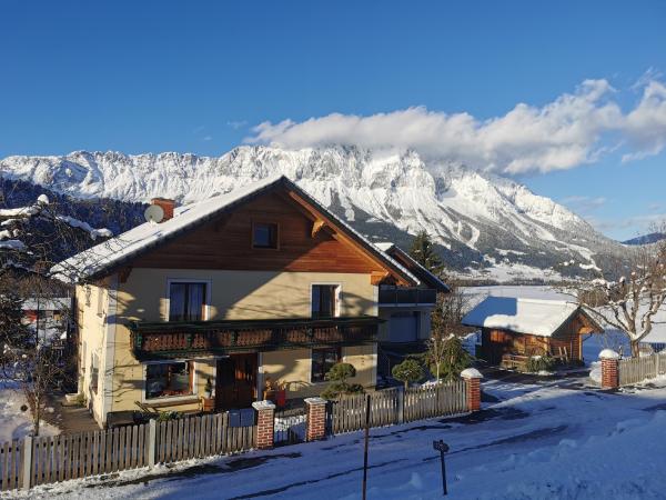 Außenseite Ferienhaus [Winter]