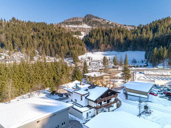 Extérieur maison de vacances [hiver]