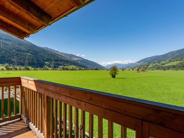 Vue de la maison de vacances [été]