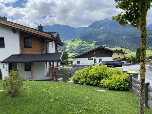 Vue de la maison de vacances [été]