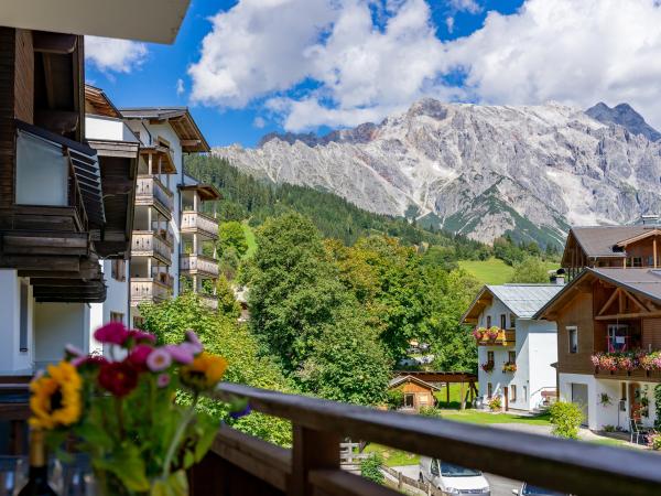 Vue de la maison de vacances [été]