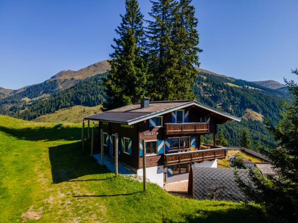 Extérieur maison de vacances [été]