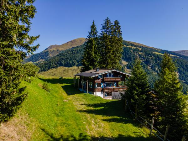 Extérieur maison de vacances [été]