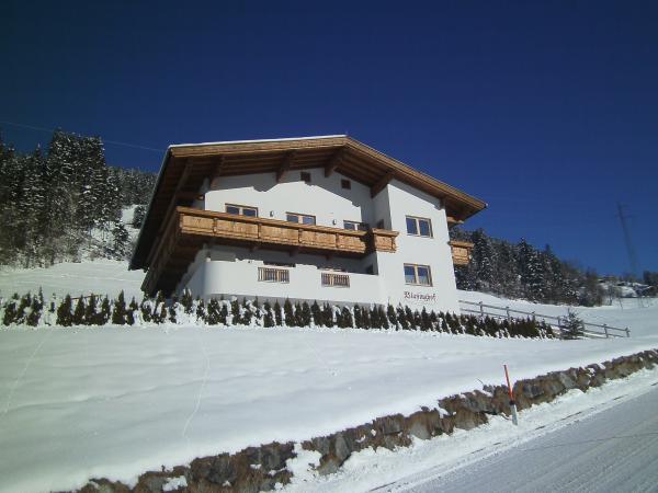 Außenseite Ferienhaus [Winter]