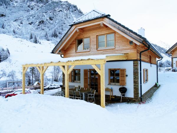 Außenseite Ferienhaus [Winter]