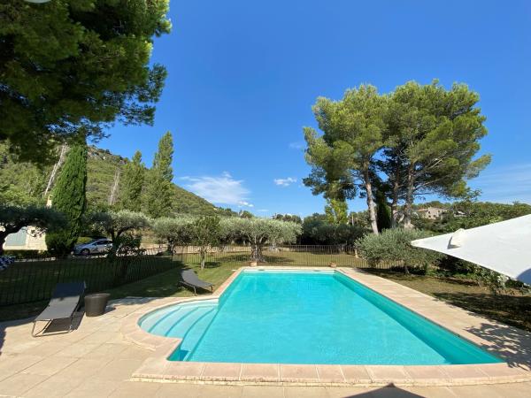 Piscine maison de vacances