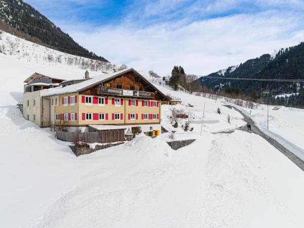 Außenseite Ferienhaus [Winter]