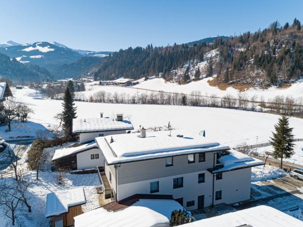 Außenseite Ferienhaus [Winter]