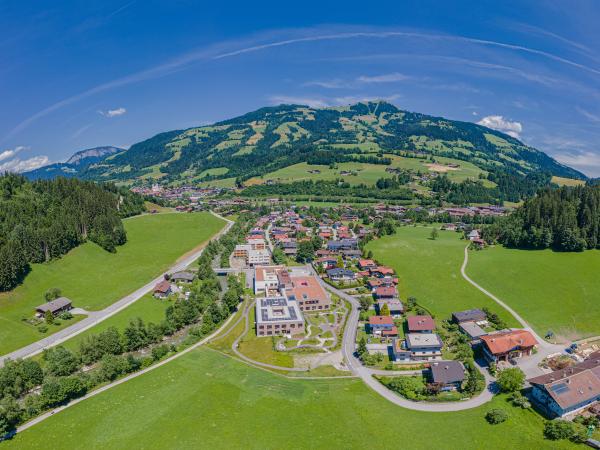 Außenseite Ferienhaus [Sommer]