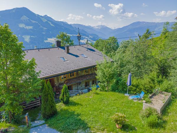 Außenseite Ferienhaus [Sommer]