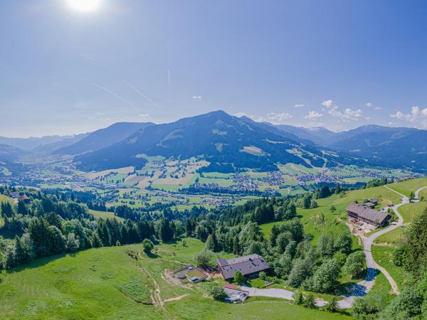 Außenseite Ferienhaus [Sommer]