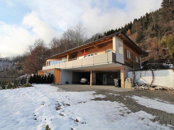 Holiday Home Exterior [winter]