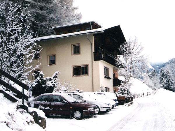 Außenseite Ferienhaus [Winter]