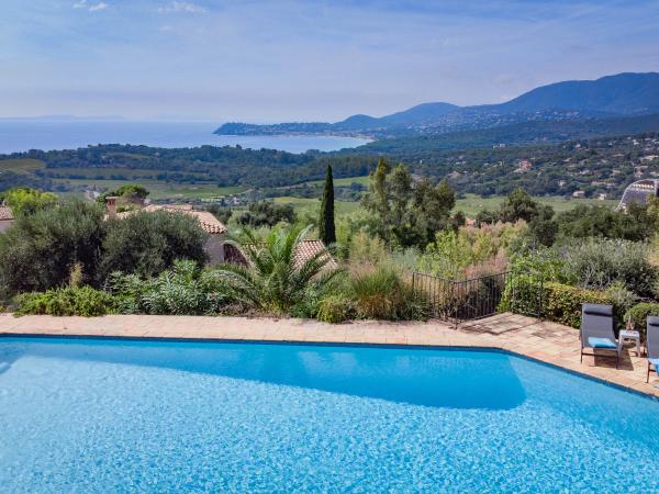 Vue de la maison de vacances [été]