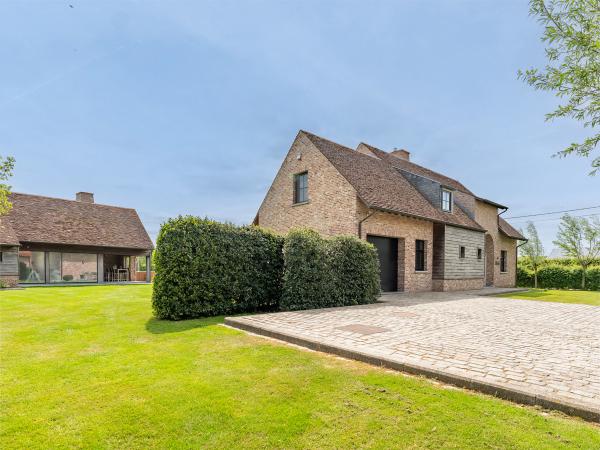 Extérieur maison de vacances [été]